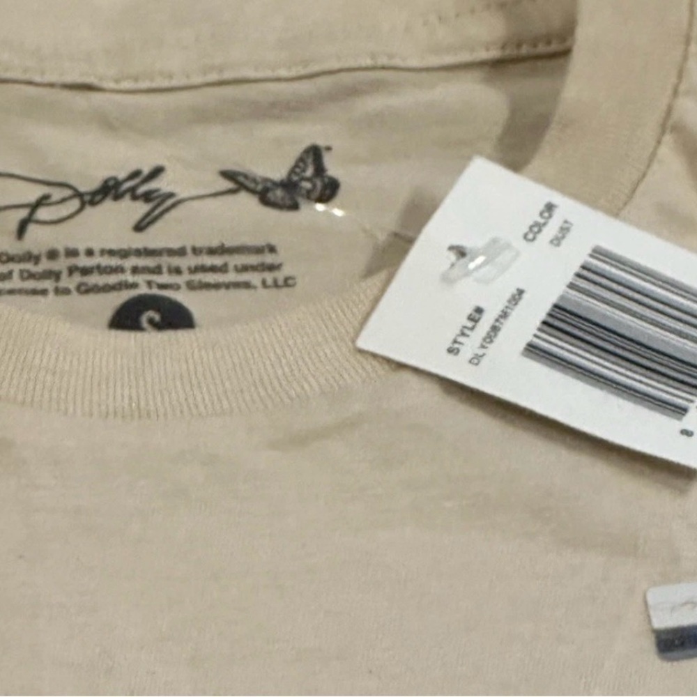 Dolly Parton “Have A Holly Dolly Christmas” Shirt Buc-ees  Small Brand New - Picture 3 of 3
